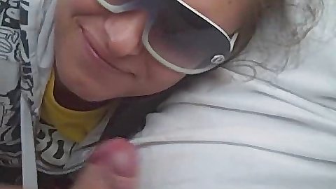 Slut in her sunglasses sucking penis and swallow