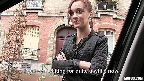 Temping good looking French amateur pick up Lea Guerlin