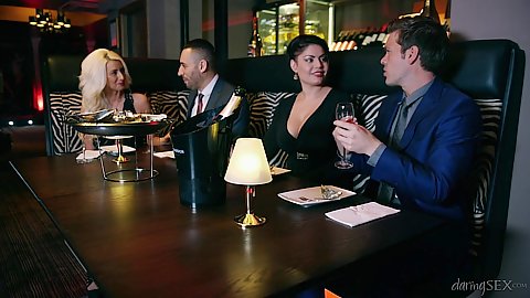 Jasmine Jae group dinner time and make out