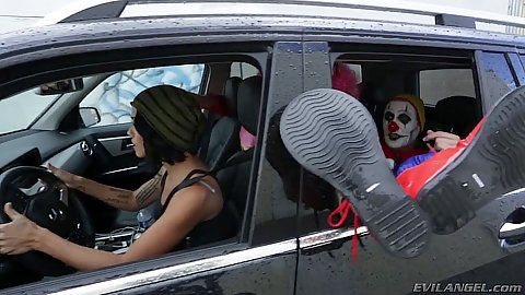 Dana Vespoli and Dana DeArmond taking a dive to fuck some clowns
