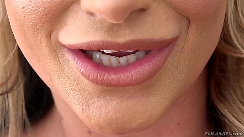Sexy lips milf Phoenix Marie wearing lingerie and sucking some balls