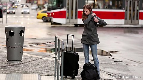Sarah Kay is a bit lost and succumbs to public pick up