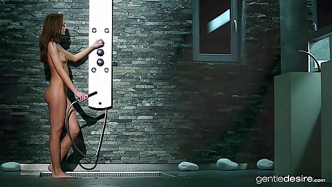 Solo shower time with Sophie Lynx