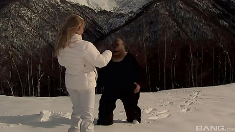 Yeti is spotted and Kyra Banks runs to fuck him