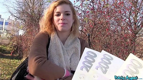 Paid to flash boobies in public park with Chrissy