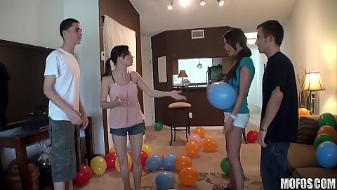 Real slut party with hump and pop