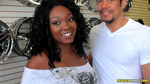 Round and Brown with Tiffani at the rims store