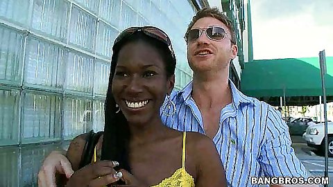 Black pussy babe picked up outdoors