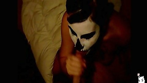 Strange gf sucking off her boyfriend