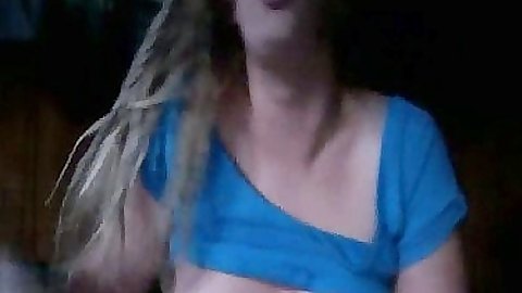 Teen gf loves her pink dildo and gets wet