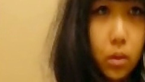 Asian small tits teen gf Juliette Gunn showing tits and sucking dildo
