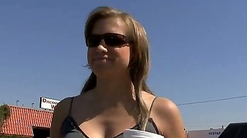 Outdoor Tiffany Rox pick up at the mall