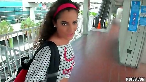 Public latina flashing Chichi Medina