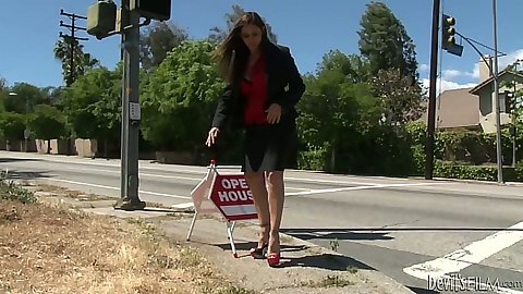 Outdoor public lesbian girls with Raylene
