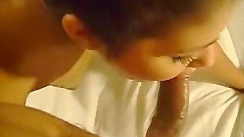 Gf Monica Milano close pov home video blowjob