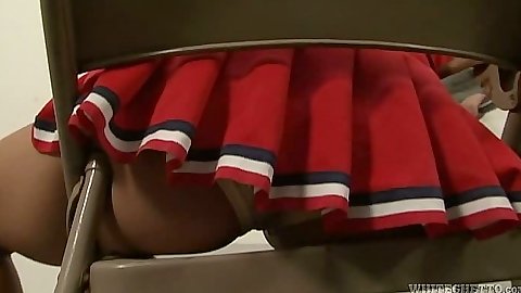 Nice ass from cheerleader Jamey James fucking in class