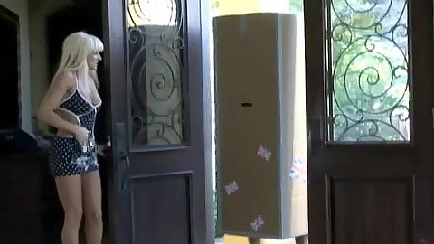 Brooke gets a big dick home delivery