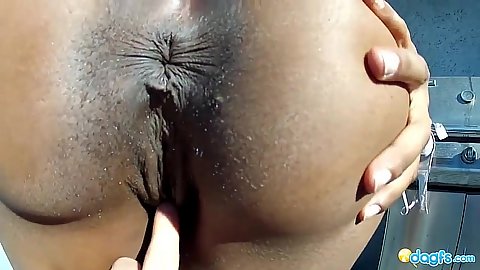 Ass spreading for perfect anus view outdoors with sunbathing Michelle Malone