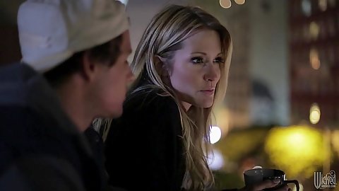 Having a night chat with lovely milf jessica drake