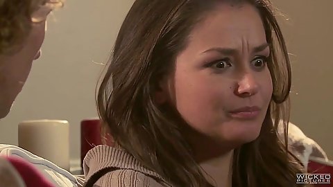 Babe Allie Haze has a chat with guys
