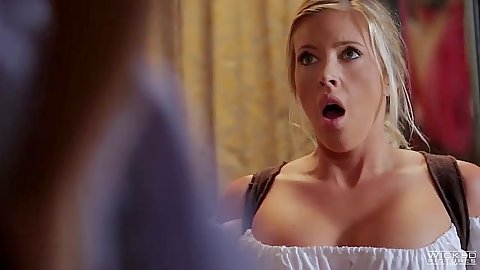 Delicious babe Julia Ann in parody fuck